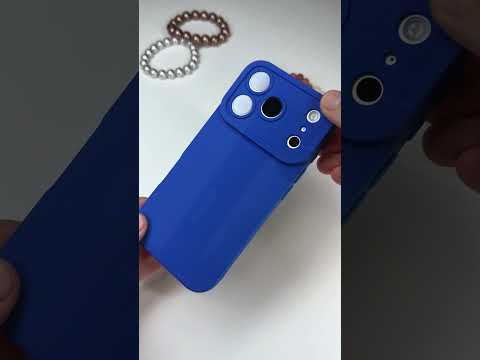 Modrý silikonový kryt se zvýšenou ochranou čoček pro iPhone 17 Pro