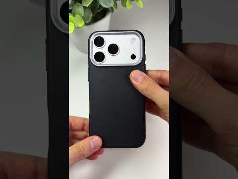 Koženkový černý kryt pro iPhone 17 Pro