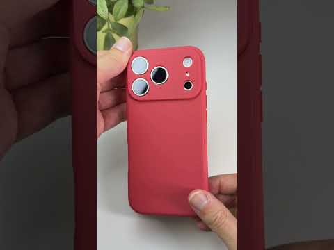 Jahodový kryt na iPhone 17 Pro