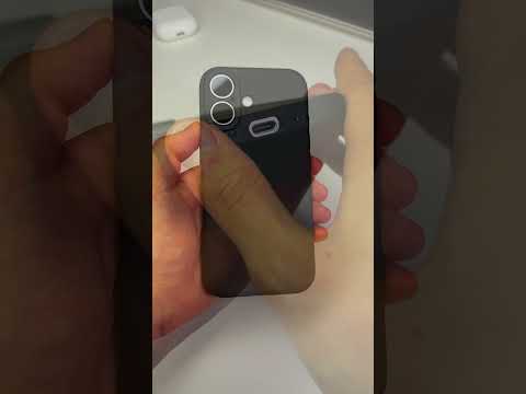 Kryt černý na iPhone 17