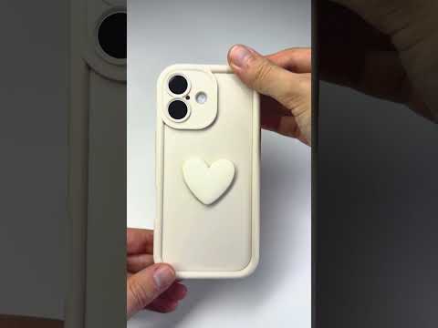 Silikonový slonový kryt s 3D srdíčkem pro iPhone 17