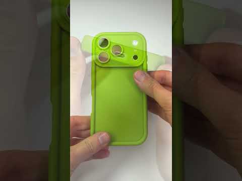 Silikonový zelený kryt se zvýšenou ochranou hran pro iPhone 17 Pro