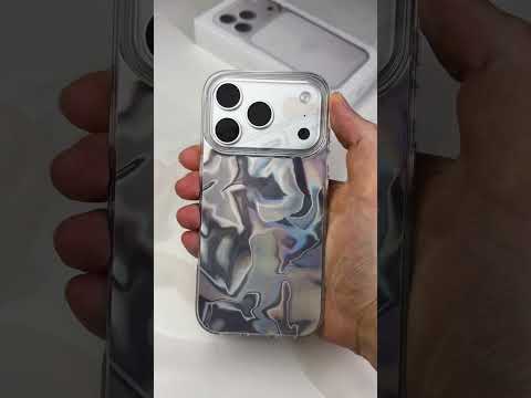 Tvrzený kryt se vzorem vody na iPhone 17 Pro