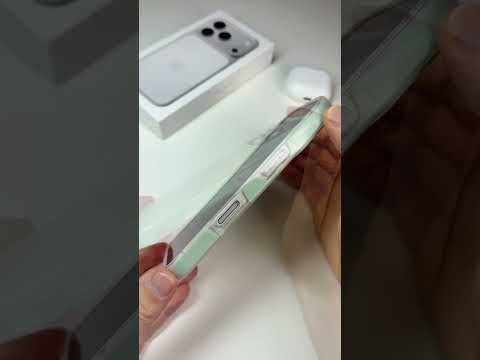 Frosted pastelově zelený kryt pro iPhone 17 Pro