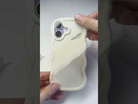 Vlnkovaný slonový kryt pro iPhone 17