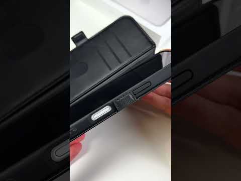 Flipové černé koženkové pouzdro pro iPhone 17 Pro