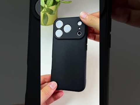 Černý kryt na iPhone 17 Pro