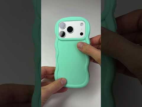 Vlnkovaný tyrkysový kryt pro iPhone 17 Pro